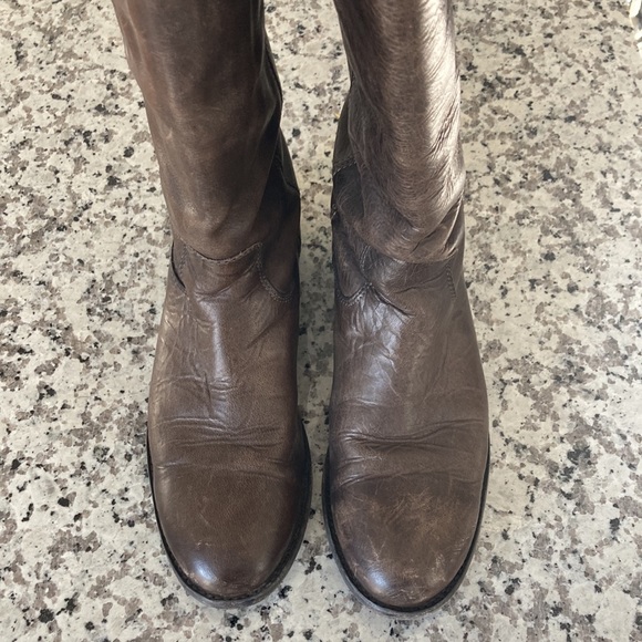 Frye Boots Size 7 - Picture 6 of 6
